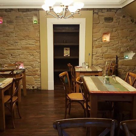 The Ship Inn Инвергордон Экстерьер фото